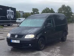 Svart Begagnad 2009 VW Caddy Maxi Minibuss | 29 900 kr (Superpris)