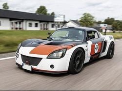 Svart Begagnad 2001 Opel Speedster Cab | 245 000 kr