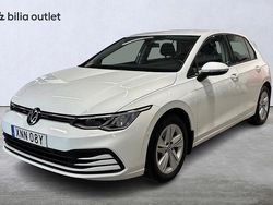 Vit Begagnad 2020 VW Golf VIII Halvkombi | 159 000 kr (Marknadspris)