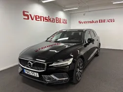Svart Begagnad 2020 Volvo V60 Inscription Kombi | 278 000 kr (Marknadspris)