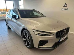 Silver Begagnad 2023 Volvo V60 Ultimate Kombi | 529 900 kr
