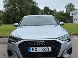 Silver Begagnad 2022 Audi A3 Sportback Comfort Halvkombi | 249 900 kr (Marknadspris)