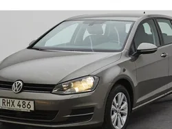 Grå Begagnad 2017 VW Golf VII Halvkombi | 135 000 kr (Bra pris)