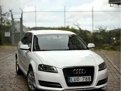 Vit Begagnad 2012 Audi A3 Sportback Attraction Halvkombi | 69 000 kr (Marknadspris)