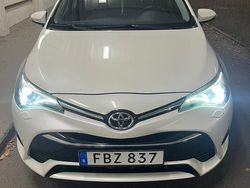 Begagnad 2016 Toyota Avensis Multidrive S Kombi | 105 000 kr (Marknadspris)
