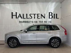 Silver (silver metallic) Begagnad 2023 Volvo XC90 Ultimate SUV | 719 000 kr (Superpris)
