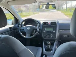 Grå Begagnad 2006 VW Golf V Trendline Halvkombi | 10 900 kr