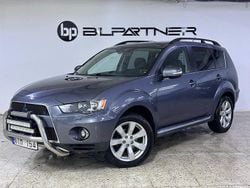 Grå Begagnad 2011 Mitsubishi Outlander Comfort Edition SUV | 49 900 kr (Marknadspris)