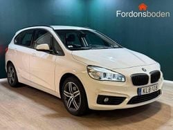 Vit Begagnad 2014 BMW 218 Active Tourer Sport Line Minibuss | 118 700 kr (Marknadspris)