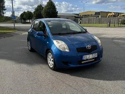 Blå Begagnad 2006 Toyota Yaris Halvkombi | 35 900 kr (Marknadspris)