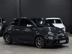 Grå Begagnad 2017 Abarth 595 Turismo Halvkombi | 159 900 kr (Marknadspris)