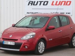 Röd Begagnad 2011 Renault Clio IV Halvkombi | 37 000 kr (Bra pris)