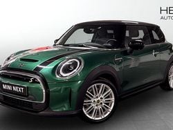 Grön Begagnad 2022 Mini Cooper SE Halvkombi | 218 700 kr (Marknadspris)