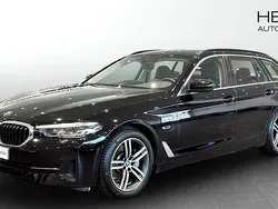 Svart (black) Begagnad 2022 BMW 530e Kombi | 399 700 kr (Bra pris)