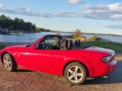 Röd Begagnad 2006 Mazda MX5 Cab | 90 000 kr (Dyr)