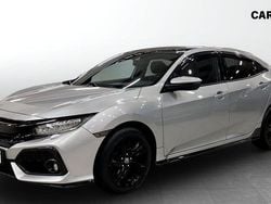 Silver Begagnad 2017 Honda Civic Halvkombi | 184 900 kr (Marknadspris)