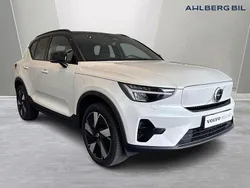 Vit Begagnad 2023 Volvo XC40 Core SUV | 424 500 kr