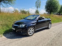 Svart Begagnad 2005 Opel Tigra Cab | 19 999 kr (Marknadspris)