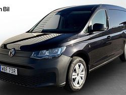 Svart (deep black pärleffekt) Begagnad 2024 VW Caddy Maxi Minibuss | 329 000 kr (Marknadspris)