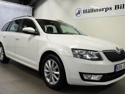 Vit Begagnad 2014 Skoda Octavia Ambition Kombi | 89 900 kr (Marknadspris)