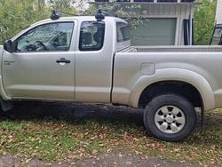 Silver Begagnad 2007 Toyota HiLux Pickup | 90 000 kr