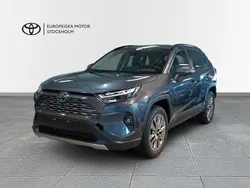 Mörkgrå (grå) Ny 2025 Toyota RAV4 Hybrid Executive SUV | 515 800 kr (Lite dyr)