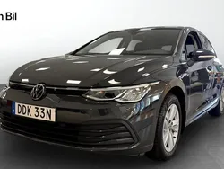 Grå Begagnad 2022 VW Golf VIII Halvkombi | 214 900 kr (Marknadspris)