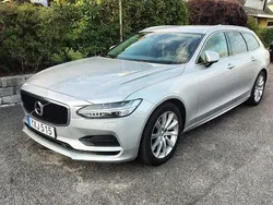 Silver Begagnad 2019 Volvo V90 Momentum Kombi | 219 900 kr (Marknadspris)