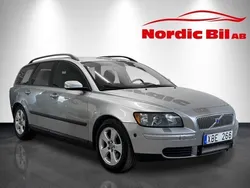 Silver Begagnad 2006 Volvo V50 Kombi | 29 900 kr (Marknadspris)