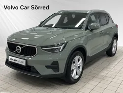 Grön Begagnad 2023 Volvo XC40 Core SUV | 349 900 kr (Superpris)