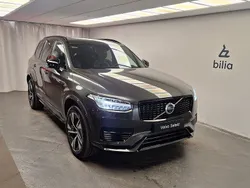 Mörkgrå Begagnad 2022 Volvo XC90 R-Design SUV | 659 000 kr (Marknadspris)