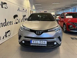 Grå Begagnad 2018 Toyota C-HR Multidrive S SUV | 189 000 kr (Marknadspris)