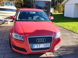 Röd Begagnad 2010 Audi A3 Sportback Attraction Halvkombi | 43 000 kr (Bra pris)