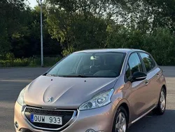 Grå Begagnad 2012 Peugeot 208 Halvkombi | 47 000 kr (Marknadspris)
