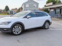 Vit Begagnad 2016 Seat Leon X-Perience 4Drive Kombi | 97 000 kr (Marknadspris)