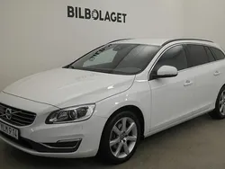Vit Begagnad 2017 Volvo V60 Business Edition Kombi | 199 800 kr (Marknadspris)