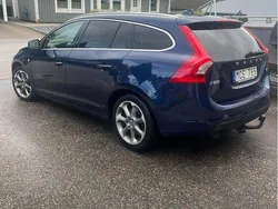 Blå Begagnad 2012 Volvo V60 Ocean Race Kombi | 95 000 kr (Marknadspris)