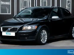 Svart Begagnad 2007 Volvo C30 Momentum Halvkombi | 44 900 kr (Marknadspris)