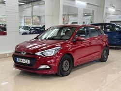 Röd Begagnad 2018 Hyundai i20 Comfort Halvkombi | 94 900 kr (Marknadspris)
