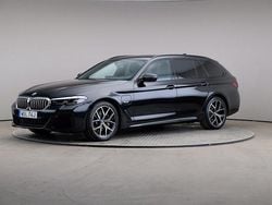 Svart Begagnad 2022 BMW 530e M Sport Kombi | 355 000 kr (Bra pris)