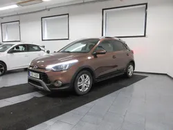 Brun Begagnad 2016 Hyundai i20 Active Kombi | 129 500 kr (Dyr)