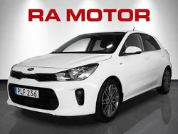 Vit Begagnad 2017 Kia Rio Halvkombi | 119 800 kr (Marknadspris)