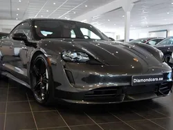 Mörkgrå (grå) Begagnad 2020 Porsche Taycan Turbo Chrono Sedan | 1 249 000 kr