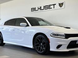 Vit Begagnad 2018 Dodge Charger Sedan | 419 900 kr
