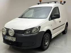 Vit Begagnad 2015 VW Caddy Minibuss | 100 000 kr