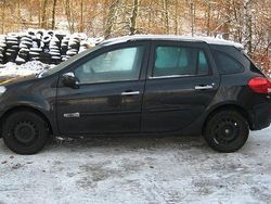 Svart Begagnad 2011 Renault Clio GrandTour Kombi | 24 900 kr (Marknadspris)