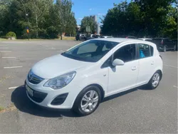 Vit Begagnad 2012 Opel Corsa Halvkombi | 47 000 kr