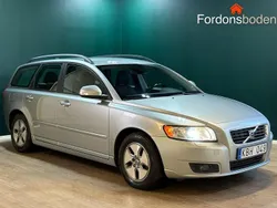 Silver Begagnad 2009 Volvo V50 Momentum Kombi | 44 800 kr (Marknadspris)