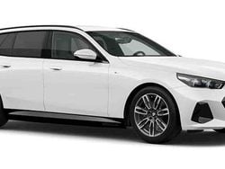Vit Ny 2025 BMW 530e Kombi | 699 900 kr