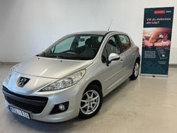 Ljusgrå (grå) Begagnad 2010 Peugeot 207 Halvkombi | 72 800 kr (Dyr)